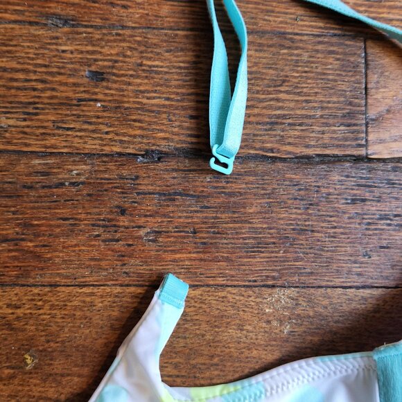 NEW 32C VICTORIAS SECRET lightly lined blue|white|neon camo demi style bra - Picture 3 of 7